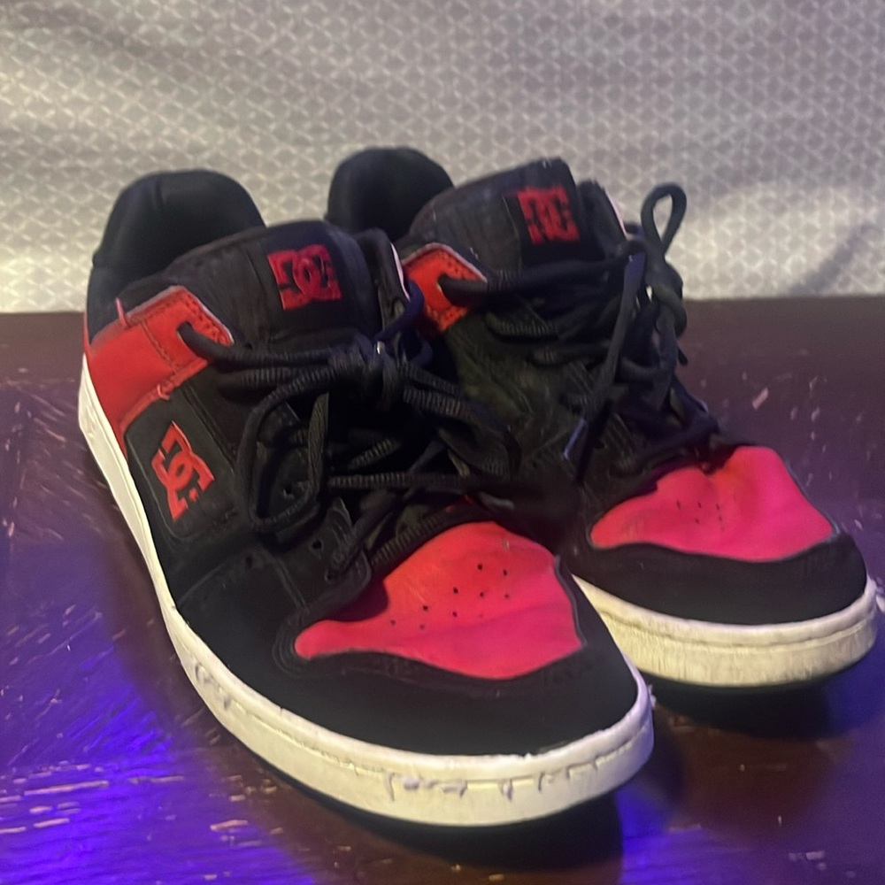 DC shoes